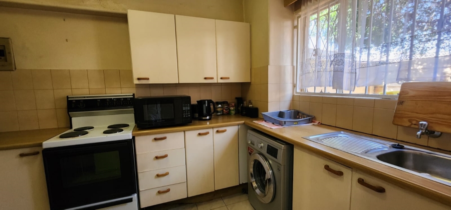 To Let 2 Bedroom Property for Rent in Croydon Gauteng