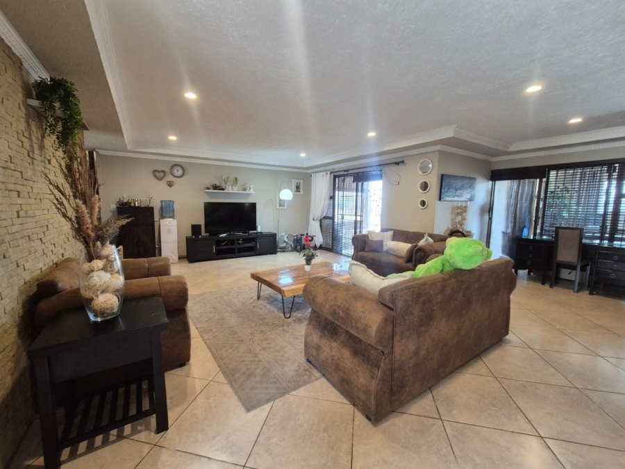3 Bedroom Property for Sale in Noordheuwel Gauteng