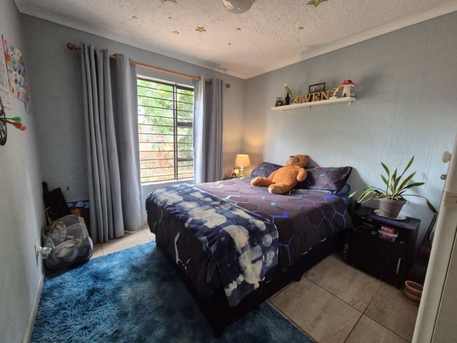 3 Bedroom Property for Sale in Noordheuwel Gauteng