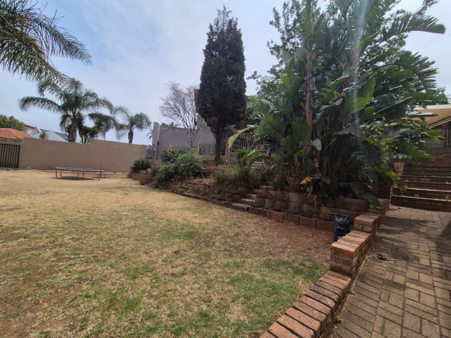 3 Bedroom Property for Sale in Noordheuwel Gauteng