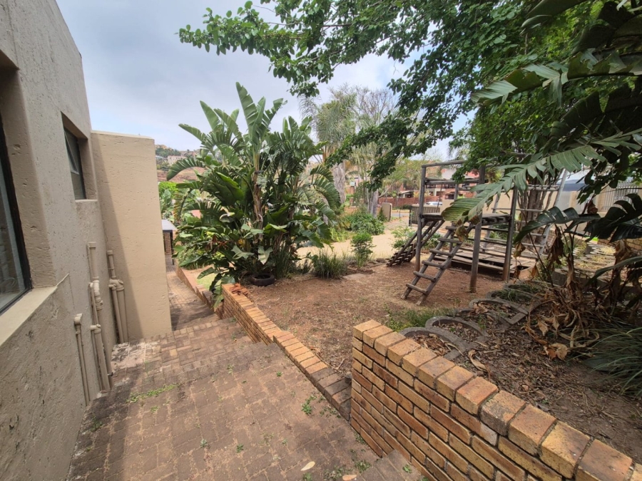 3 Bedroom Property for Sale in Noordheuwel Gauteng