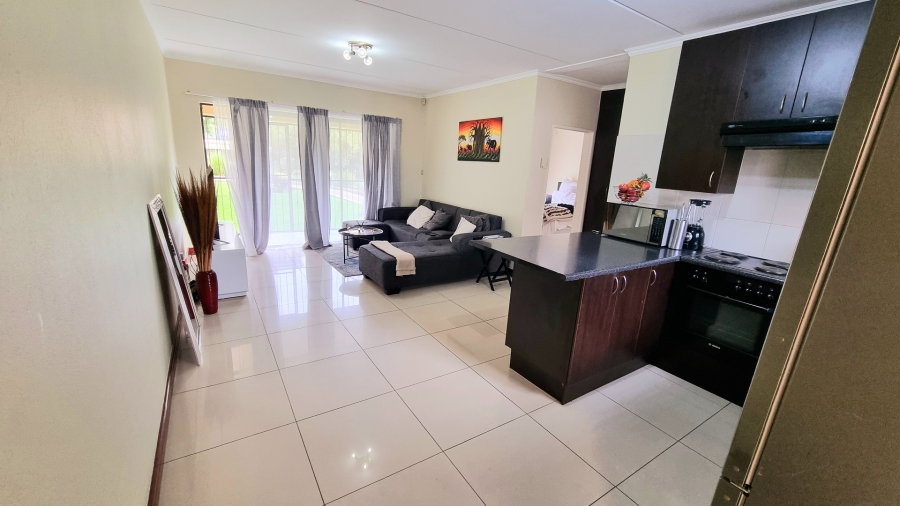 2 Bedroom Property for Sale in Erand Gardens Gauteng