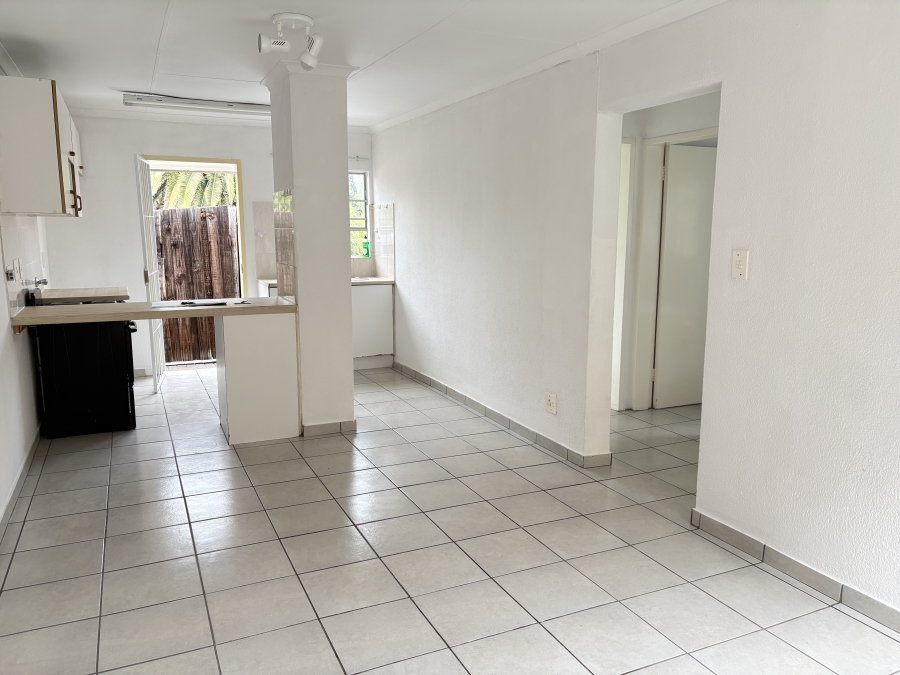 2 Bedroom Property for Sale in Allens Nek Gauteng