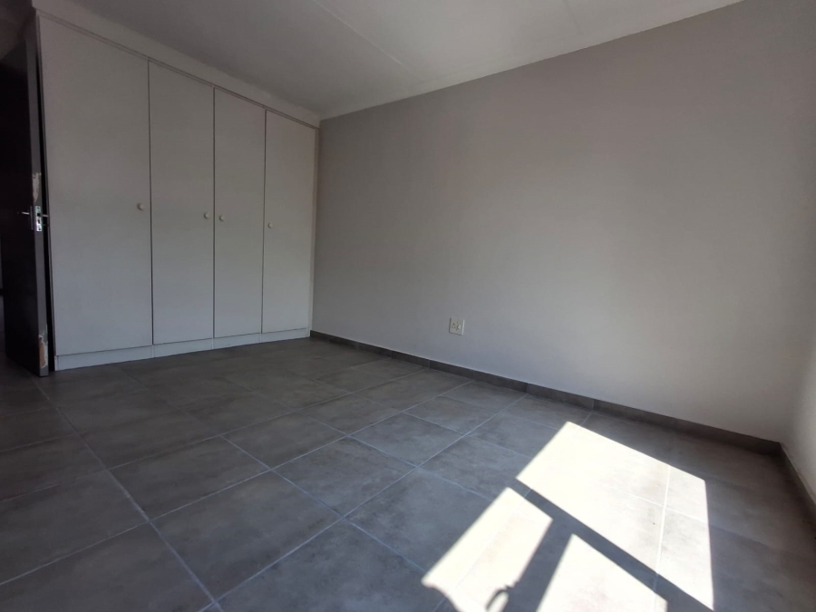 2 Bedroom Property for Sale in Theresa Park Gauteng