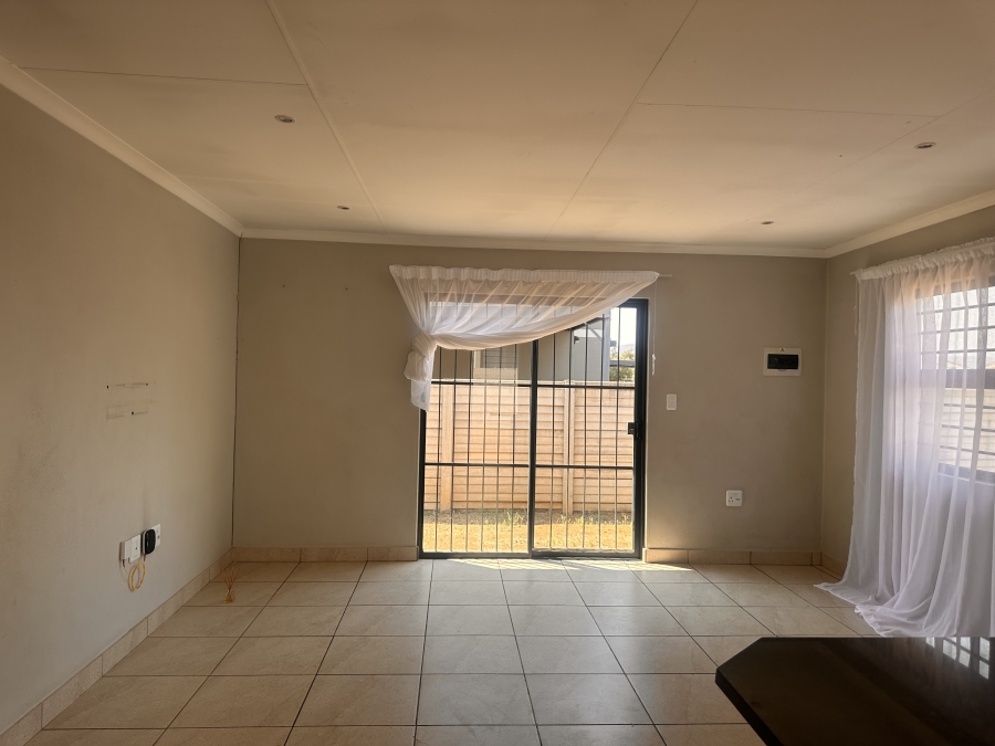 To Let 3 Bedroom Property for Rent in Andeon Gauteng