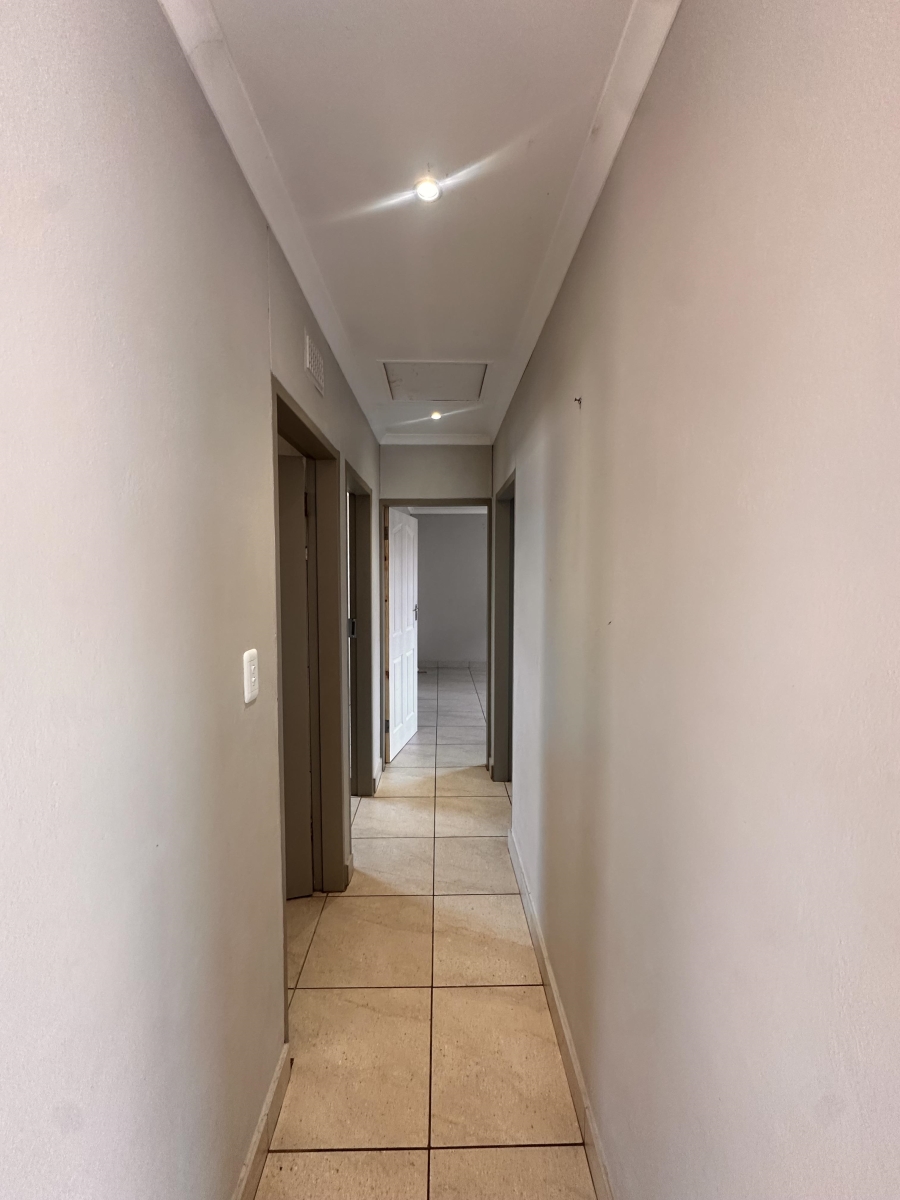 To Let 3 Bedroom Property for Rent in Andeon Gauteng