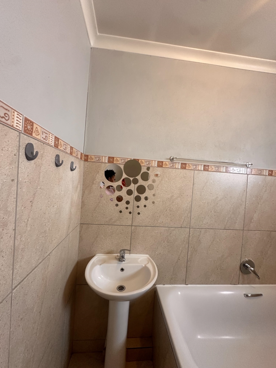 To Let 3 Bedroom Property for Rent in Andeon Gauteng