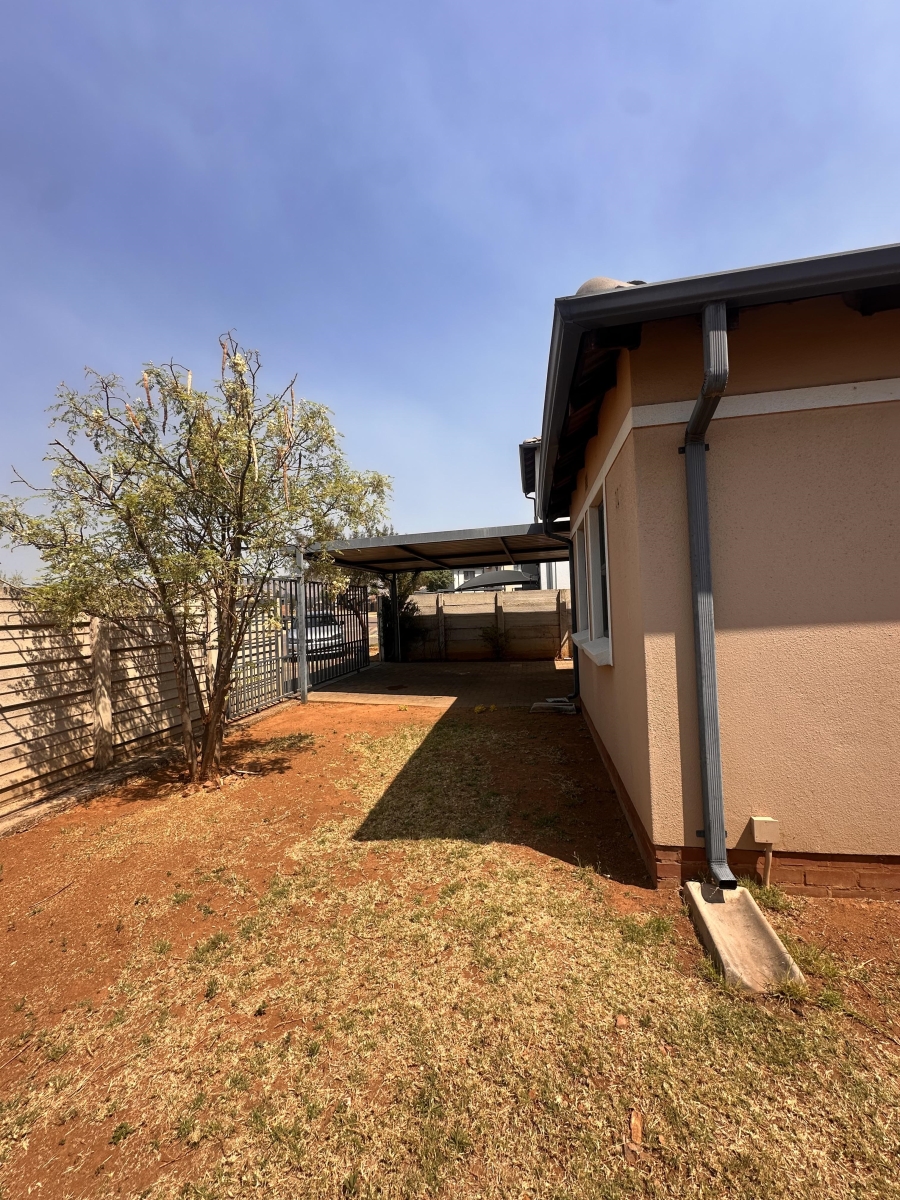 To Let 3 Bedroom Property for Rent in Andeon Gauteng