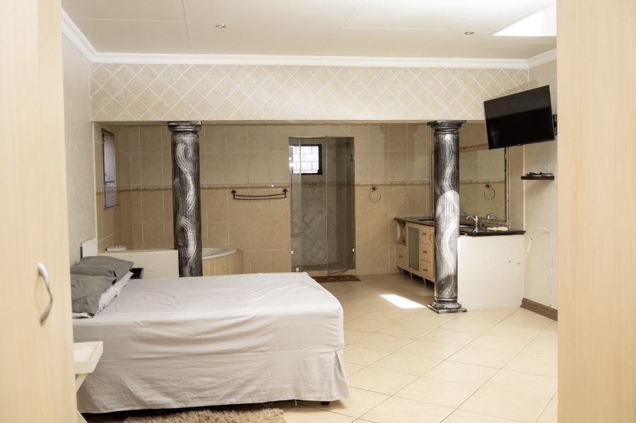 3 Bedroom Property for Sale in Sunward Park Gauteng