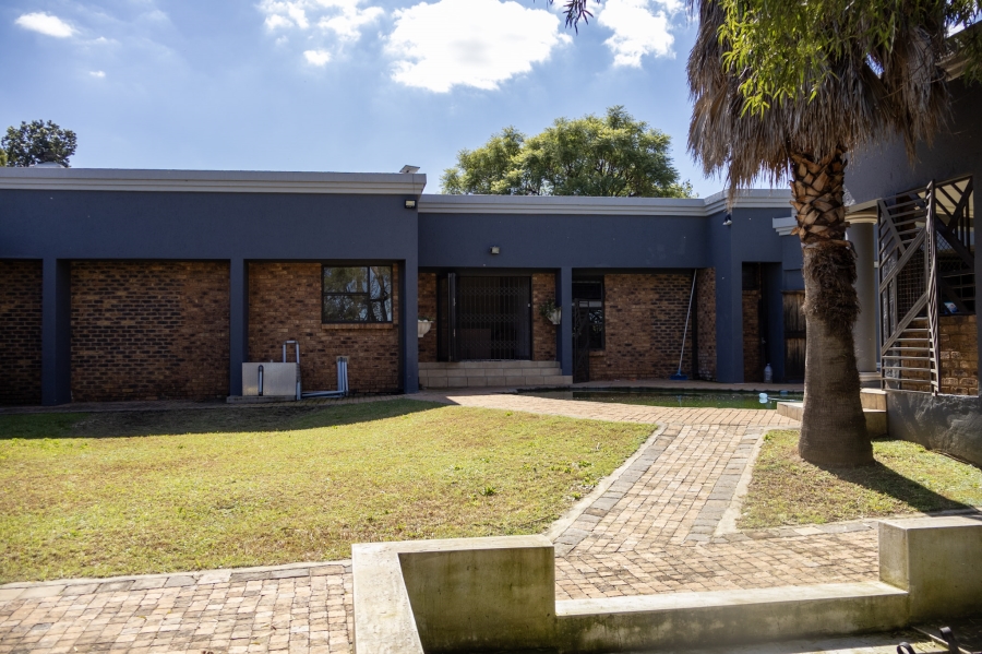 3 Bedroom Property for Sale in Sunward Park Gauteng