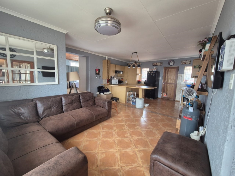 3 Bedroom Property for Sale in Noordheuwel Gauteng