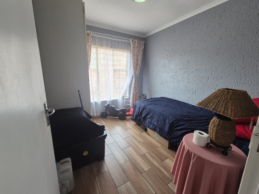 3 Bedroom Property for Sale in Noordheuwel Gauteng