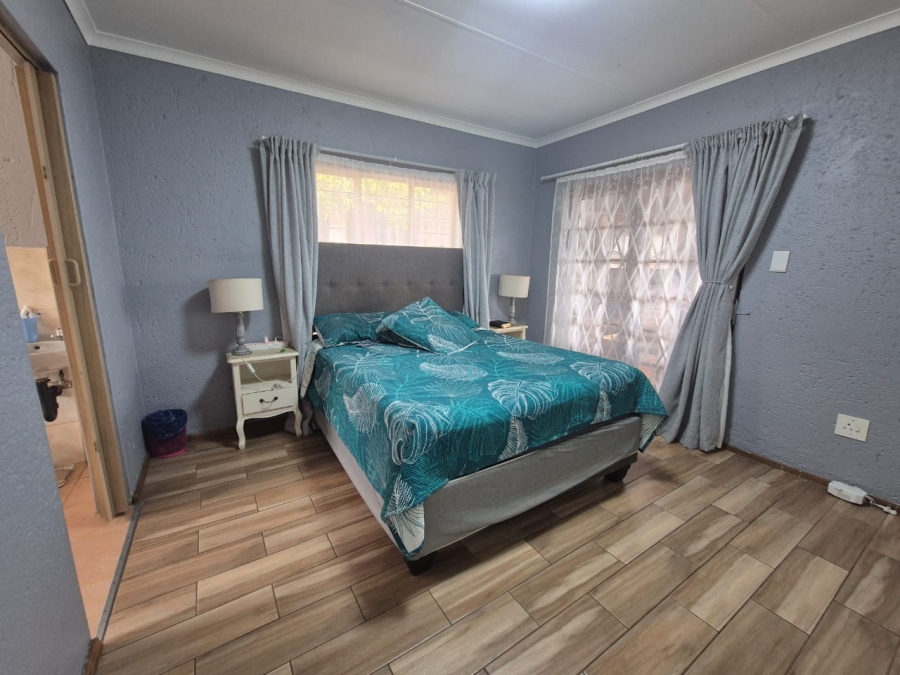 3 Bedroom Property for Sale in Noordheuwel Gauteng