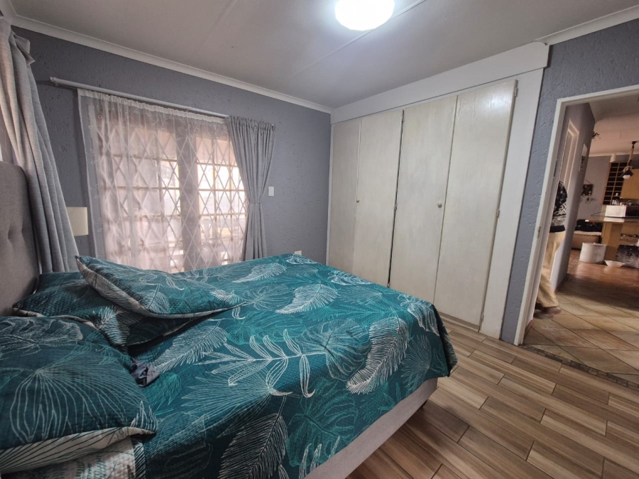 3 Bedroom Property for Sale in Noordheuwel Gauteng