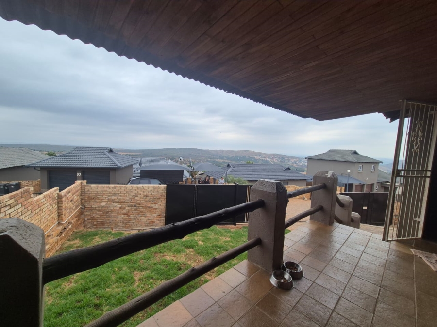 3 Bedroom Property for Sale in Noordheuwel Gauteng