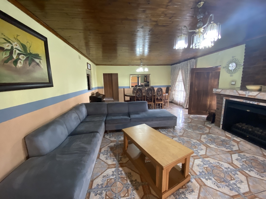 4 Bedroom Property for Sale in Mackenzie Park Gauteng