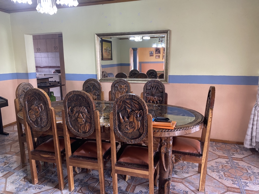 4 Bedroom Property for Sale in Mackenzie Park Gauteng