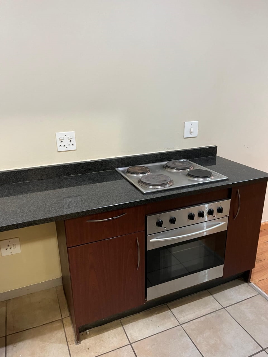 To Let 1 Bedroom Property for Rent in Marshalltown Gauteng