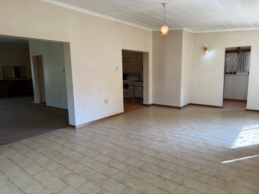 4 Bedroom Property for Sale in Rietfontein Gauteng