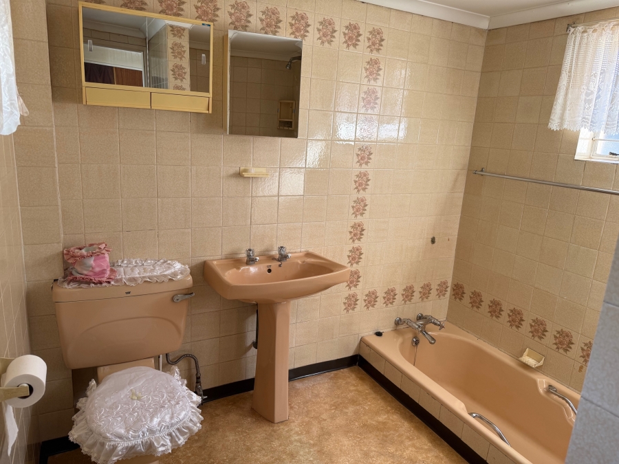 4 Bedroom Property for Sale in Rietfontein Gauteng