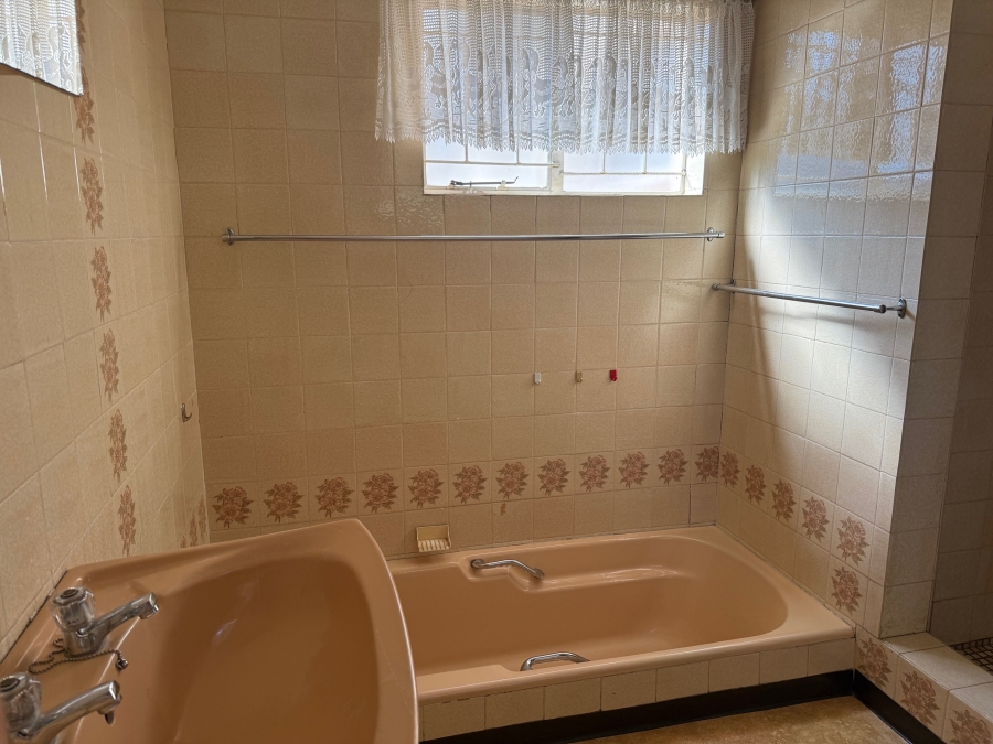 4 Bedroom Property for Sale in Rietfontein Gauteng