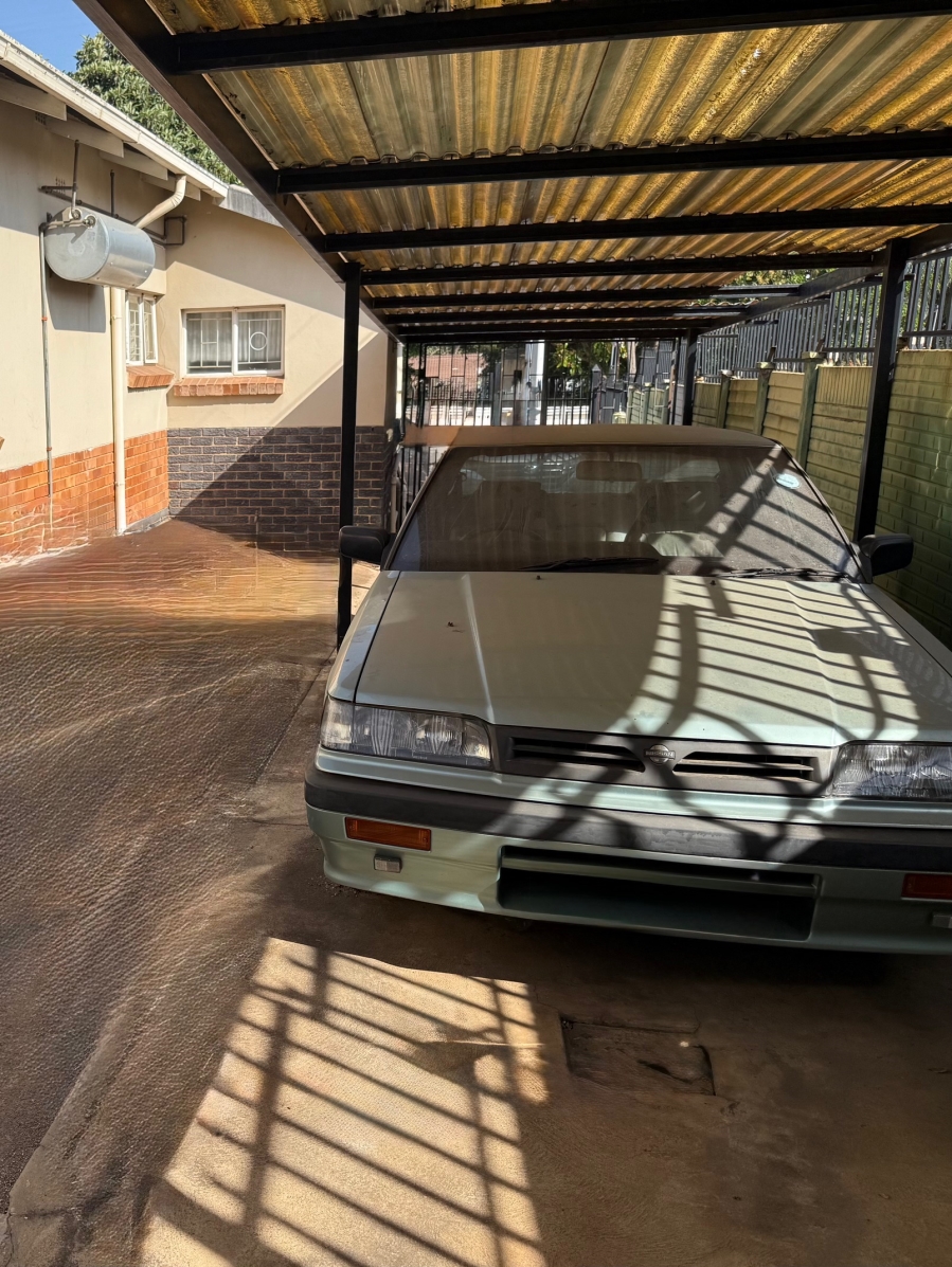 4 Bedroom Property for Sale in Rietfontein Gauteng