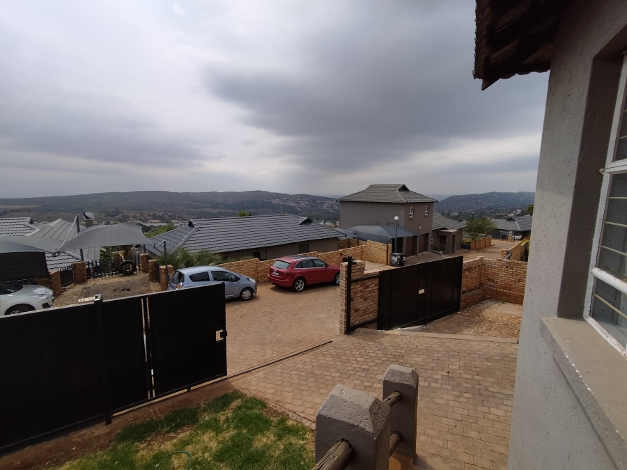 3 Bedroom Property for Sale in Noordheuwel Gauteng