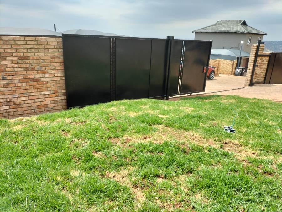 3 Bedroom Property for Sale in Noordheuwel Gauteng