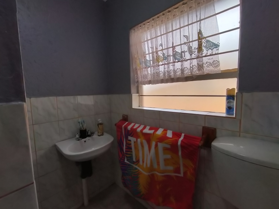 3 Bedroom Property for Sale in Noordheuwel Gauteng