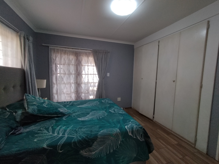 3 Bedroom Property for Sale in Noordheuwel Gauteng