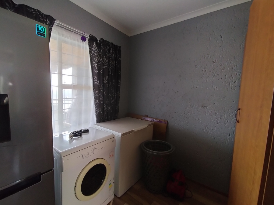 3 Bedroom Property for Sale in Noordheuwel Gauteng
