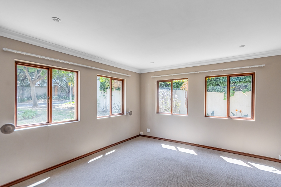 To Let 4 Bedroom Property for Rent in Kyalami Estates Gauteng