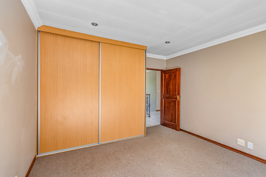 To Let 4 Bedroom Property for Rent in Kyalami Estates Gauteng