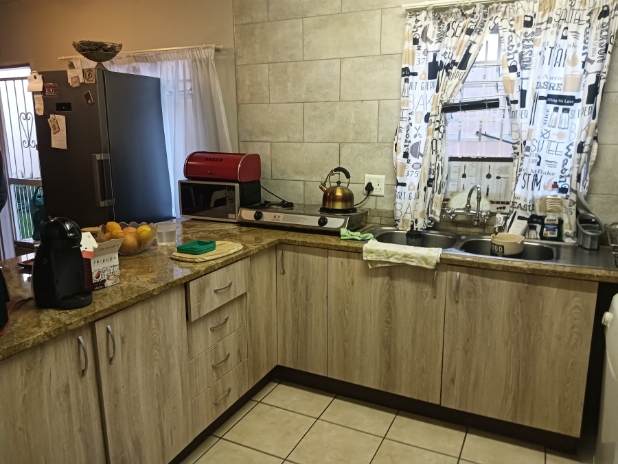 2 Bedroom Property for Sale in Moreleta Park Gauteng