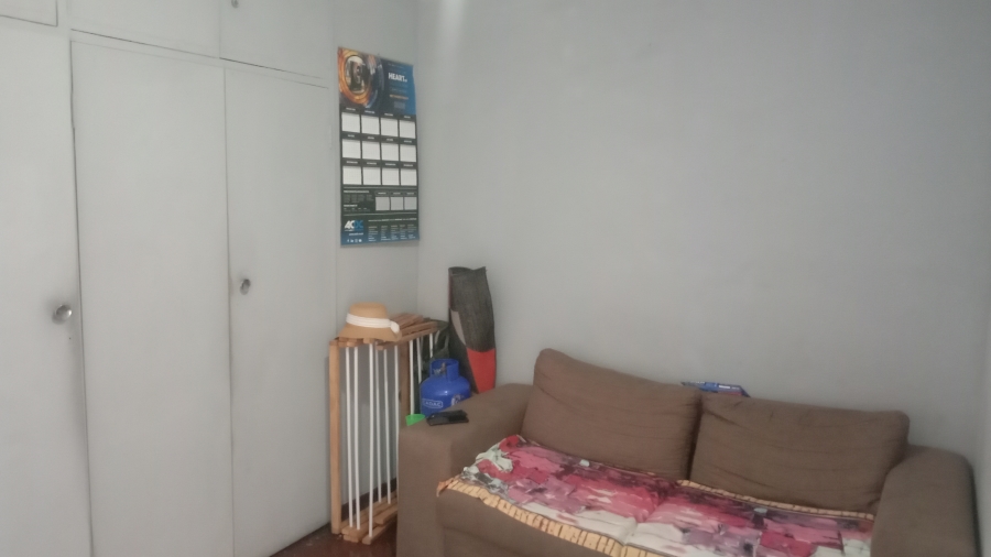 1 Bedroom Property for Sale in Driehoek Gauteng