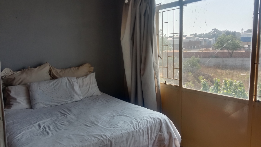 1 Bedroom Property for Sale in Driehoek Gauteng
