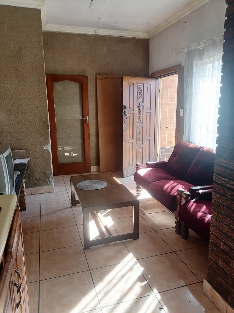 7 Bedroom Property for Sale in Dube Gauteng