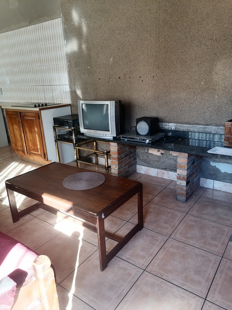 7 Bedroom Property for Sale in Dube Gauteng