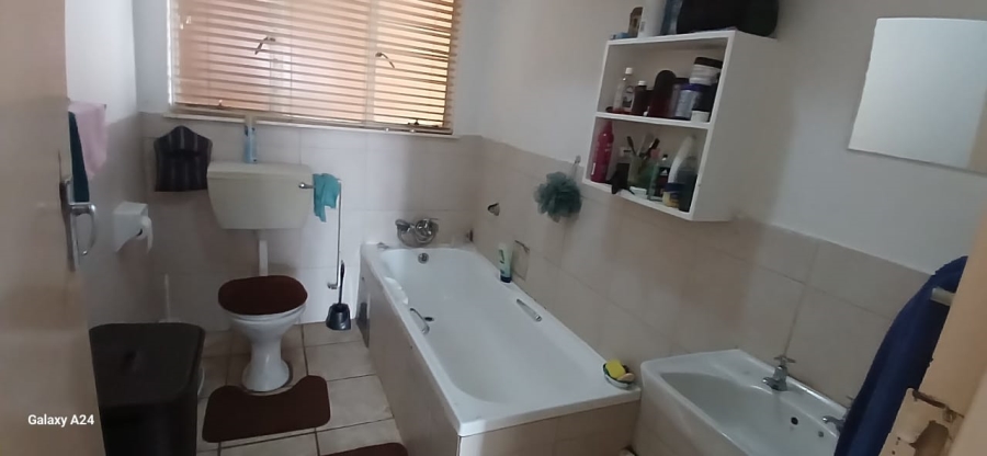 2 Bedroom Property for Sale in Randgate Gauteng