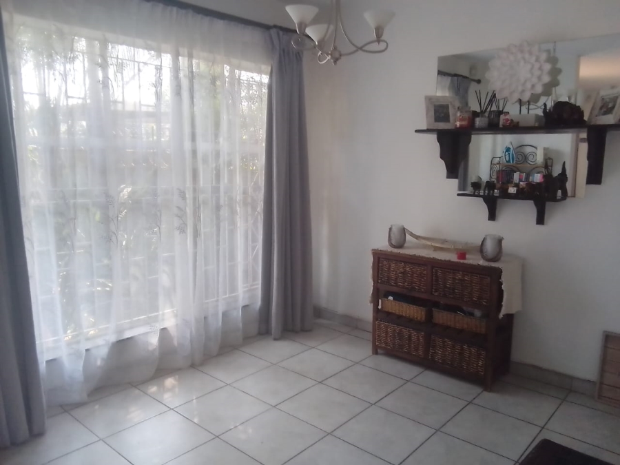 3 Bedroom Property for Sale in Birchleigh Gauteng