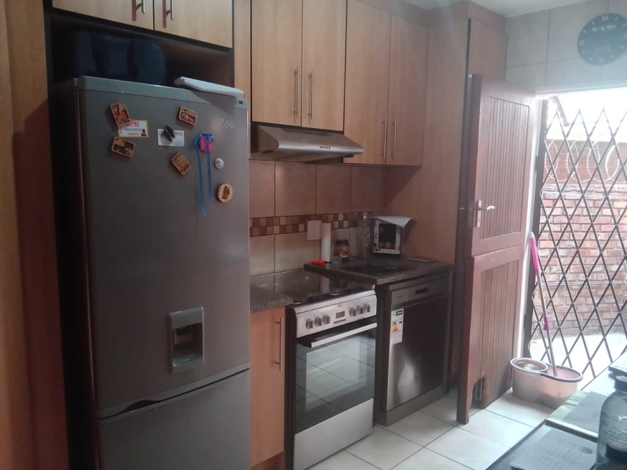 3 Bedroom Property for Sale in Birchleigh Gauteng