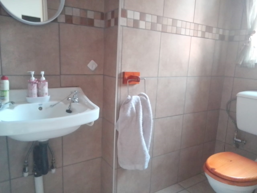 3 Bedroom Property for Sale in Birchleigh Gauteng