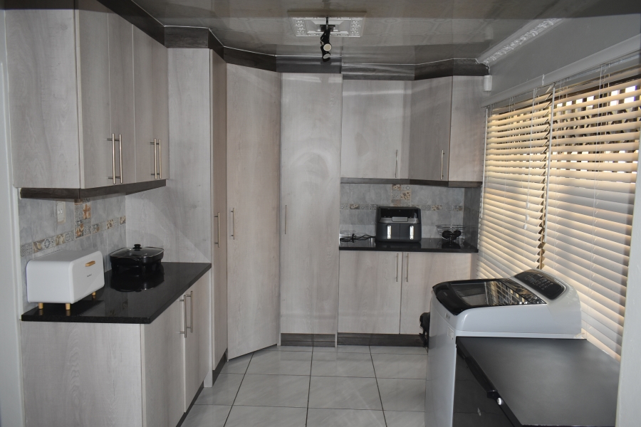 4 Bedroom Property for Sale in Danville Gauteng
