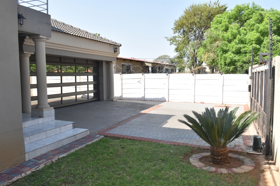 4 Bedroom Property for Sale in Danville Gauteng