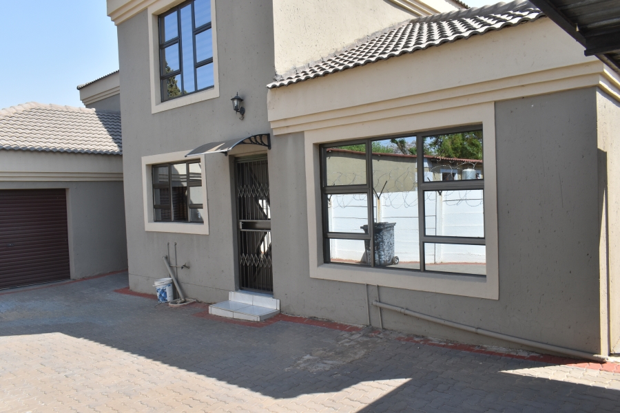 4 Bedroom Property for Sale in Danville Gauteng