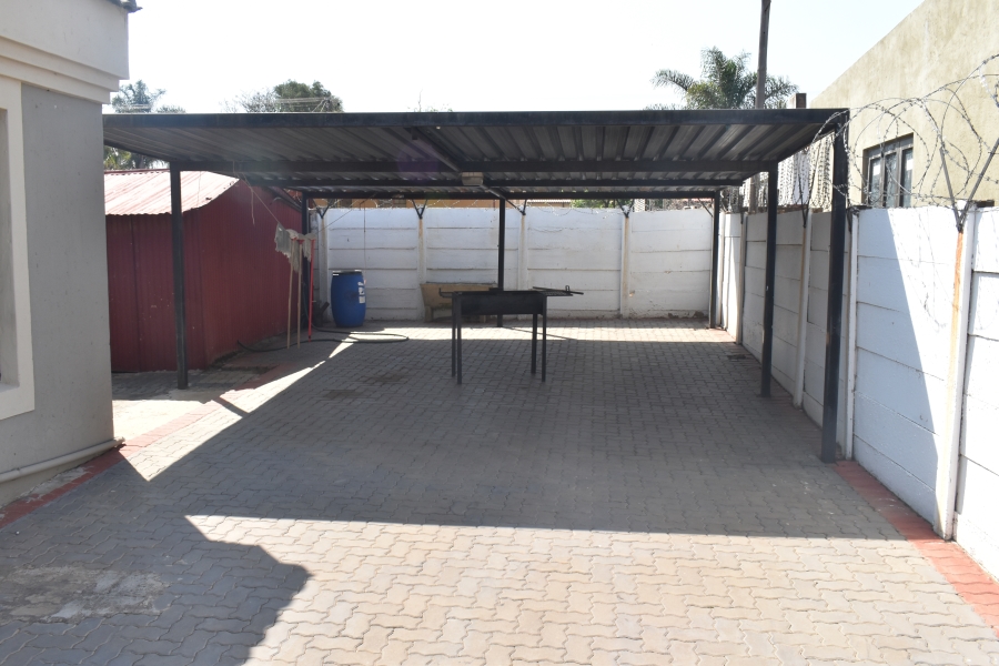 4 Bedroom Property for Sale in Danville Gauteng