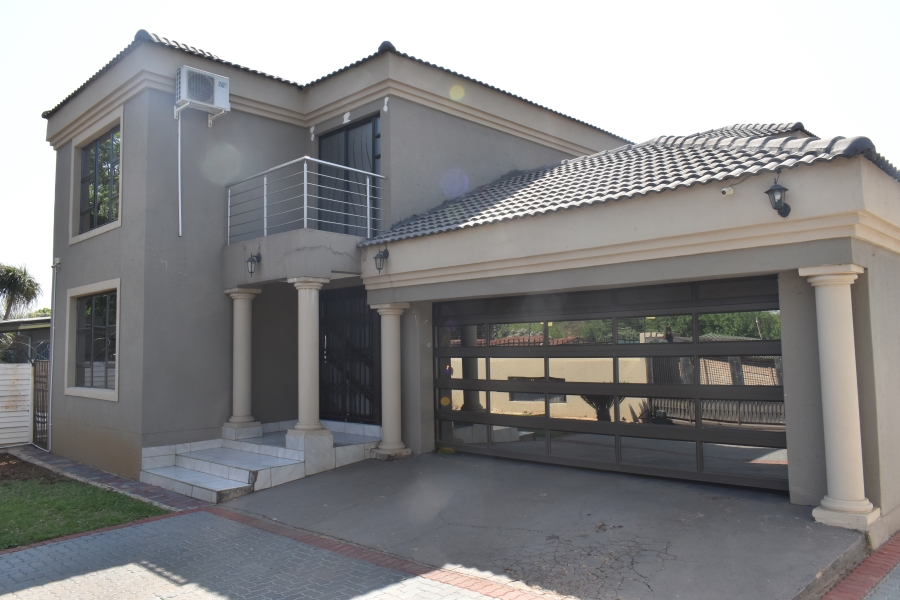4 Bedroom Property for Sale in Danville Gauteng