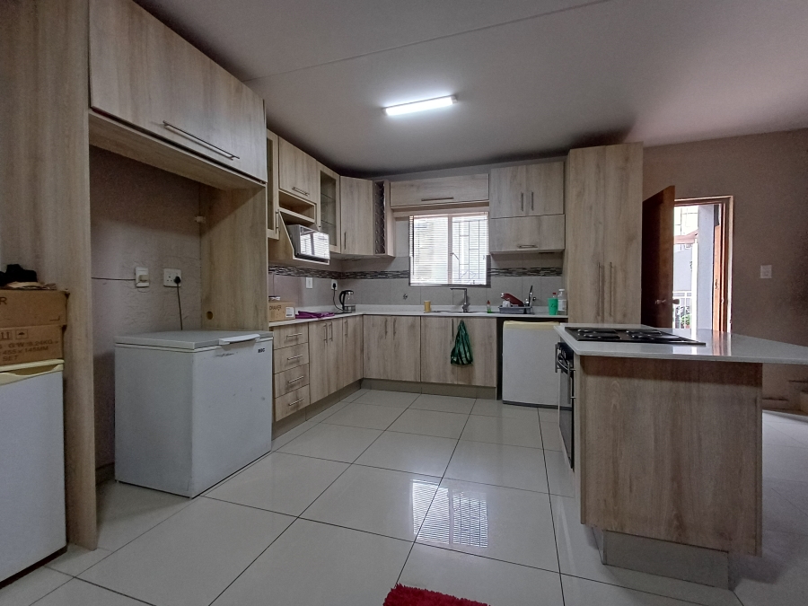3 Bedroom Property for Sale in Greenstone Hill Gauteng