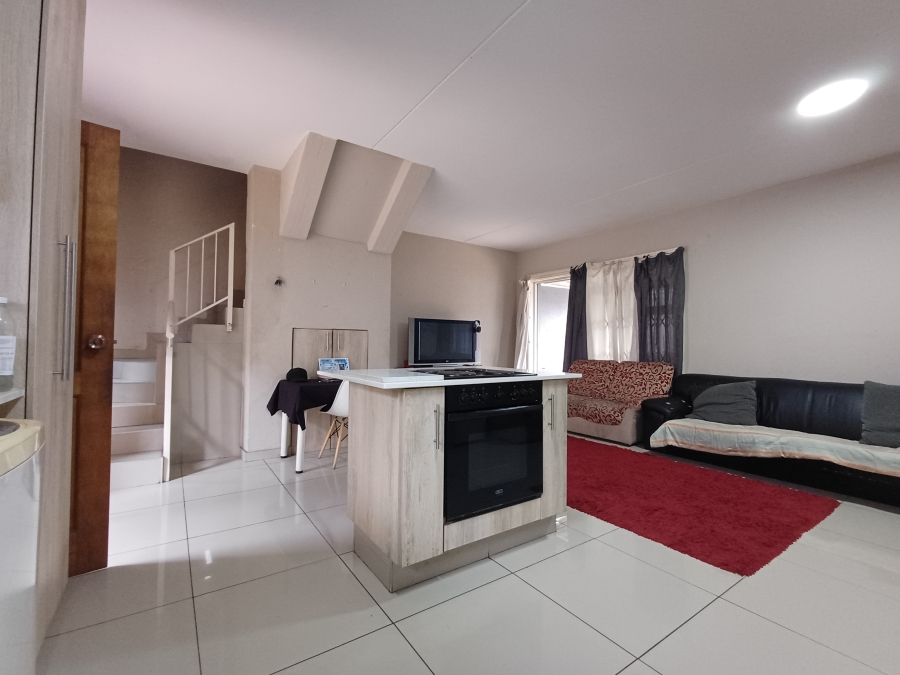 3 Bedroom Property for Sale in Greenstone Hill Gauteng