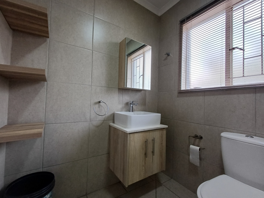 3 Bedroom Property for Sale in Greenstone Hill Gauteng